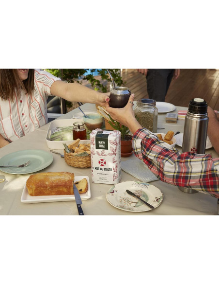 Yerba Mate Cruz de Malta 3 Paquetes 0.99 kg Suave y Duradera