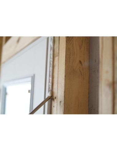 Espuma Selladora Aislante Tytan 24 oz para Ventanas y Puertas