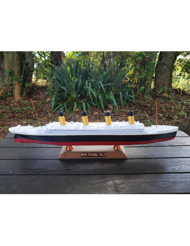 Modelo de barco Titanic TheRoller3d con iceberg 30.48 cm