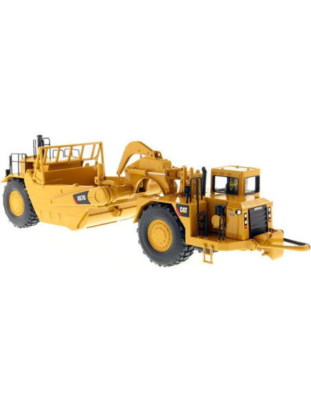 Excavadora Diecast Masters 657G con Operador - 34.29 cm