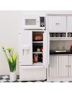 Mini Refrigerador de Madera Cutemini 1:12 Blanco para Casa de Muñecas 2