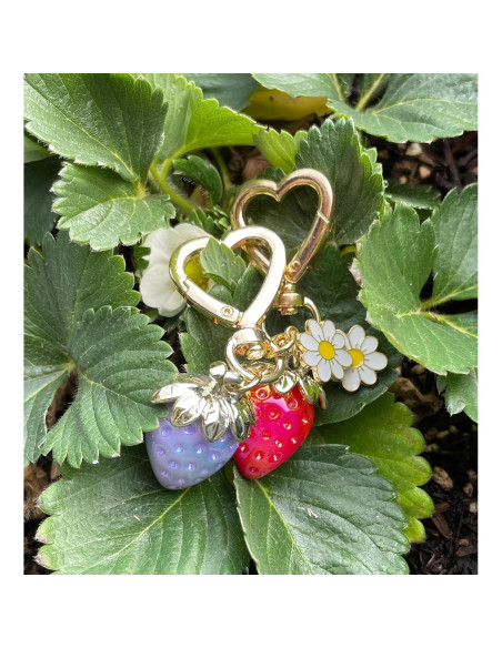 Llavero de Fresa Iridiscente Agromusk 7.62 cm para Mujeres