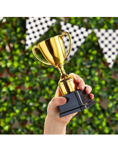 Pack de 3 Trofeos Plásticos Dorados 17.7 cm para Niños - Premios 2