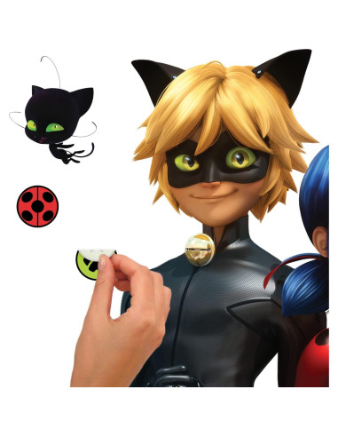 Calcomanías de Pared Gigantes RoomMates Ladybug y Cat Noir