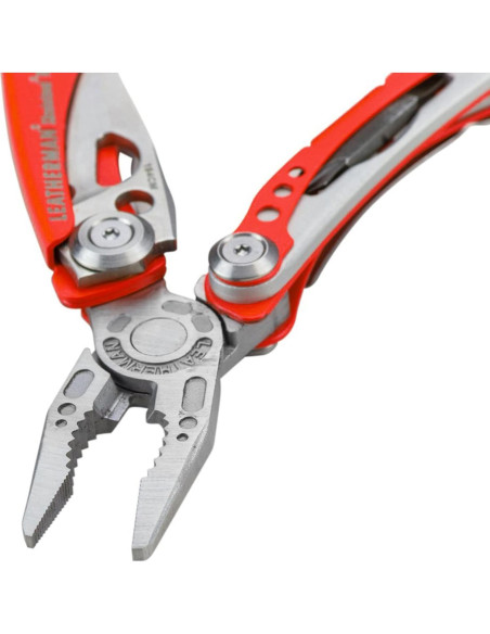 Multiherramienta LEATHERMAN Skeletool RX con Cuchillo Serrado