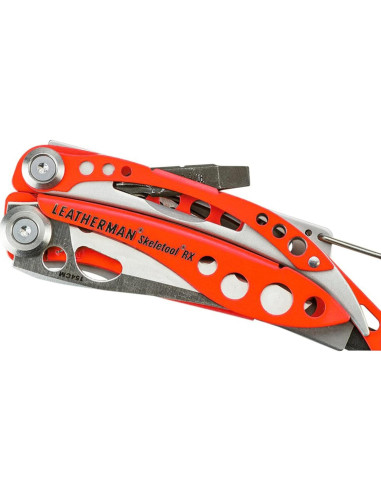 Multiherramienta LEATHERMAN Skeletool RX con Cuchillo Serrado