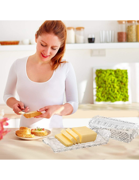 Plato de Mantequilla de Cristal Bezrat con Tapa 17.78x9.53cm