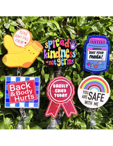 24 Porta Insignias Divertidos Hotlea para Enfermeras y Médicos