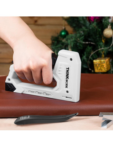 Grapadora de Uso Ligero THINKWORK Gris con 1600 Grapas JT21