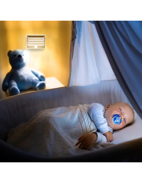 Luces Nocturnas LED con Sensor de Movimiento EverBrite - 3 Piezas