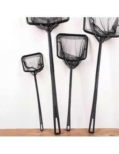 Red de Acuario Pequeña 9.5 cm y 14 cm con Mango Plástico Negro