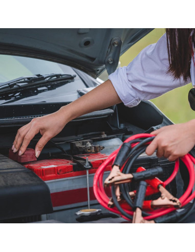 Kit de Emergencia en Carretera Stalwart 30 Piezas con Estuche