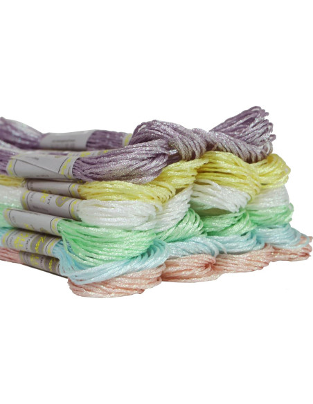 24 Madejas Hilo Bordado Metálico AMOHilos Color Perla 8m