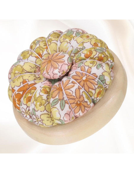 Almohadilla de Agujas de Costura HARFINGTON Base de Madera 14x10cm