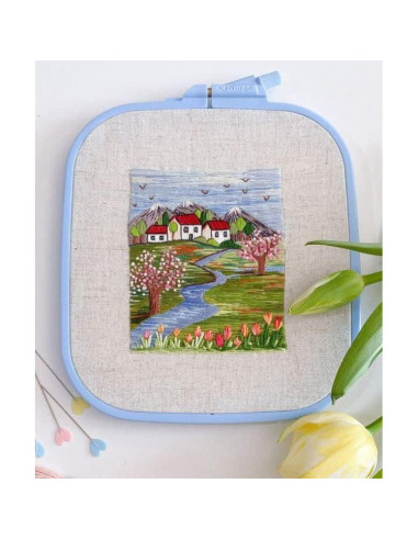 Aro de Bordado Cuadrado Grande Nurge Azul 25x28cm