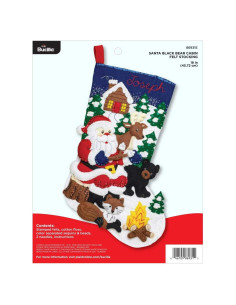 Kit de Calcetín de Fieltro Bucilla Cabaña Oso Negro 45.72 cm