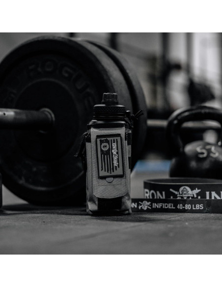 Botella de Agua Aislada Iron Infidel 0.95L Tapa Popote