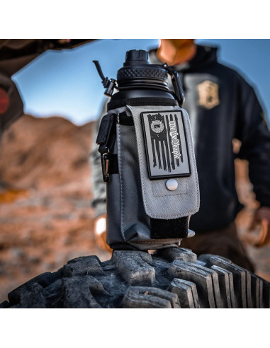 Botella de Agua Aislada Iron Infidel 0.95L Tapa Popote