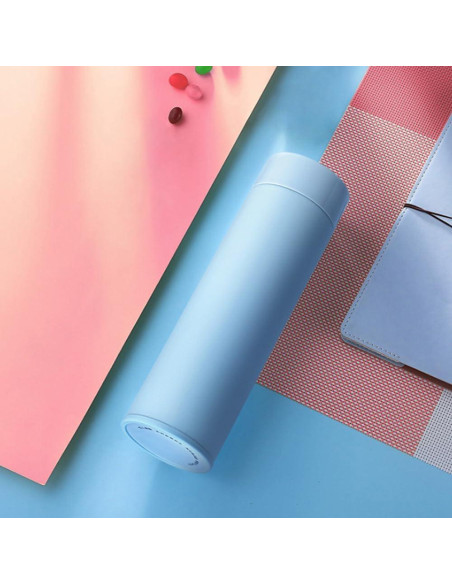 Botella de Agua 500 ml Acero Inoxidable nvseonsi Negra Aislada