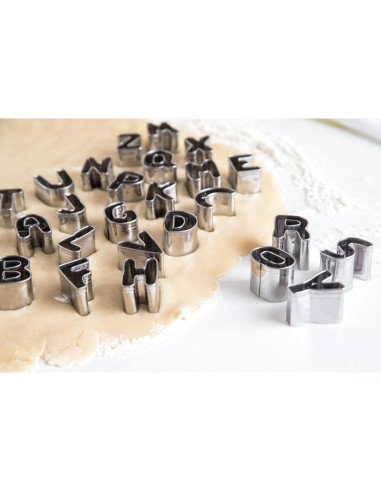 Cortadores de Galletas del Alfabeto Fox Run, 26 Piezas Metálico