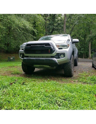 Insignia de Parrilla Retro iJDMTOY 3 Colores para Toyota Tacoma 2016-23