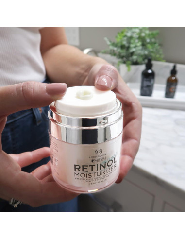 Crema Hidratante de Retinol Radha Beauty 50 ml - 2.5% Retinol