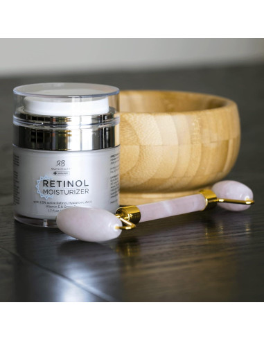 Crema Hidratante de Retinol Radha Beauty 50 ml - 2.5% Retinol