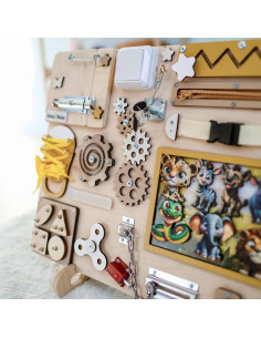 Tablero Ocupado Montessori Easy Busy Safari 40x50 cm 2