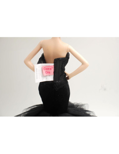 Vestido de Muñeca de Terciopelo Negro Cora Gu 30.48 cm Hecho a Mano