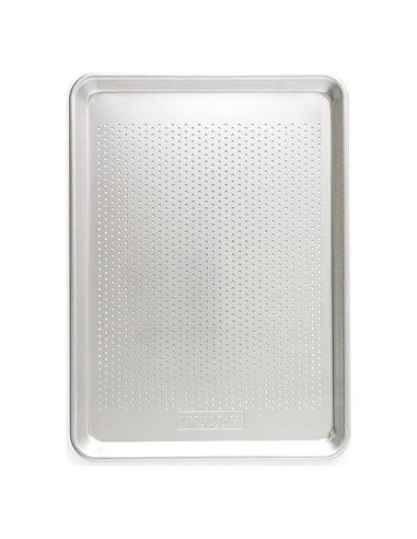 Bandeja para Hornear Perforada Nordic Ware 45.7x32.8 cm Aluminio