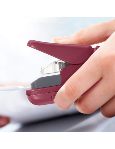 Grapadora Compacta Plus Paper Clinch Vino Burdeos 5 Hojas