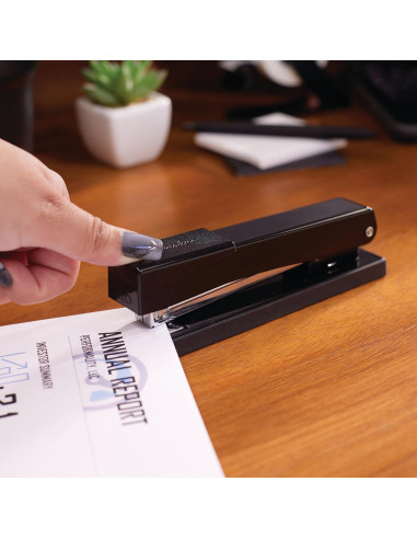 Grapadora metálica Swingline S7040501, 20 hojas, negra