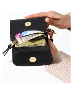 Cartera de Cuero Genuino Craftivor con Acento Floral Negra 2