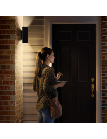 Lámpara de Pared Exterior SHIMR Dusk to Dawn 30cm Negra Lámpara de Pared Exterior SHIMR Dusk to Dawn 30cm Negra