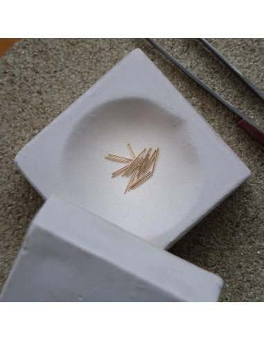 Poste de Muesca 0.8x11mm Baño de Oro Rashbel - 20 Piezas