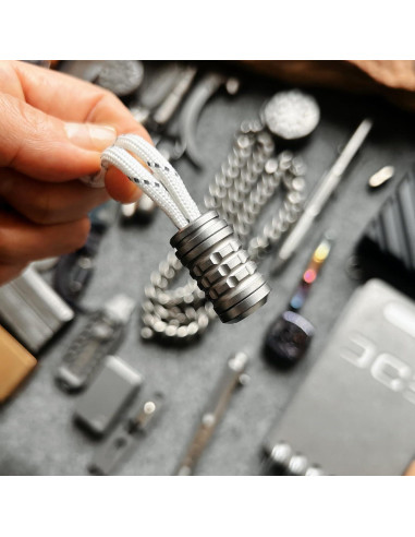 Cuenta de Paracord de Titanio WANERSEN Estilo 1 25mm