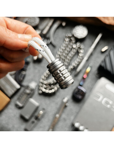 Cuenta de Paracord de Titanio WANERSEN Estilo 1 25mm