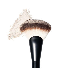 Pincel Profesional NYX Makeup Pro Fan para Polvo 2