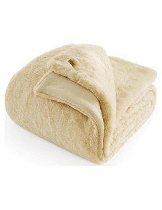 Manta UGG Euphoria 50x70 Piel Sintética Marfil Suave