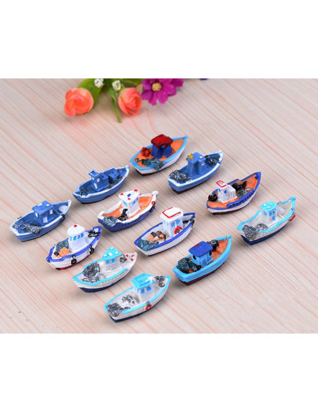 4 Barcos Miniatura Casa de Muñecas Mediterránea 5x3 cm