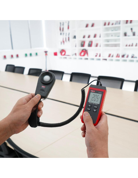 Medidor de Luz UNI-T UT383S Digital 0-199900 Lux Portátil