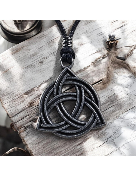 Collar Ajustable Triquetra BlueRica Unisex 45-91 cm
