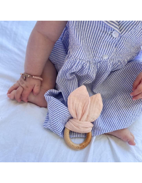 Mordedor de Madera para Bebés Ali+Oli Conejo Rosa