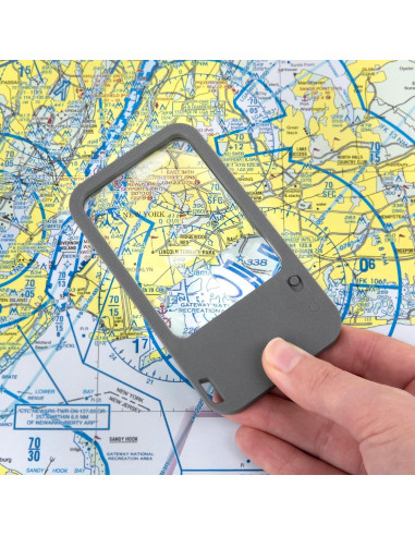 Lupa de bolsillo iluminada LED Carson PM-33, 3 aumentos