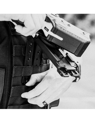 Clip de Sujeción MOLLE Blade-Tech Molle-Lok 3" Negro
