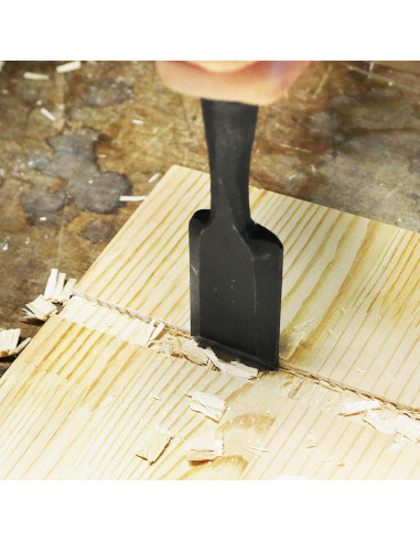 Cincel Japonés KAKURI Oire Nomi 12mm Hoja Acero Al Carbono