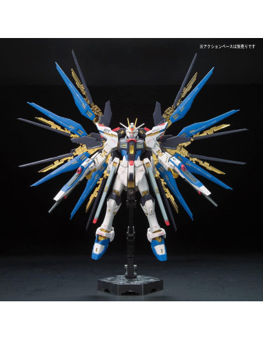 Modelo a Escala Strike Freedom Gundam Bandai RG 1/144