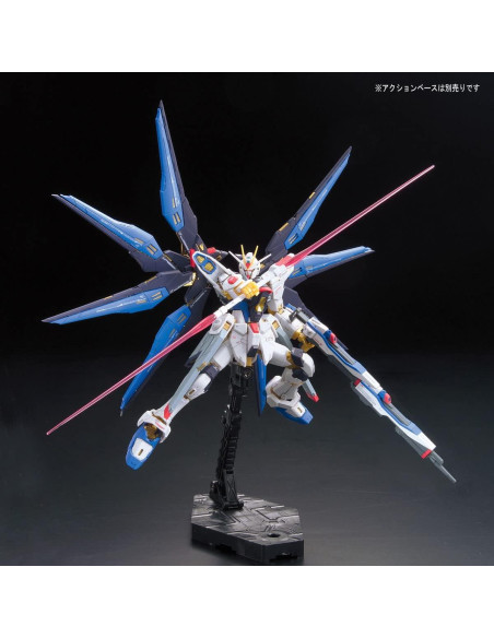 Modelo a Escala Strike Freedom Gundam Bandai RG 1/144