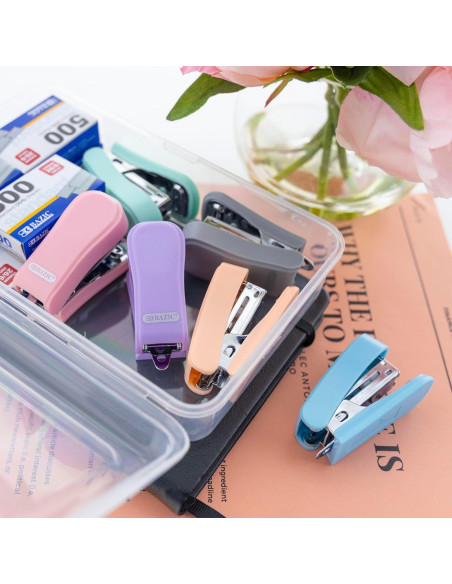 Mini Grapadora BAZIC con 500 Grapas Estándar Color Pastel