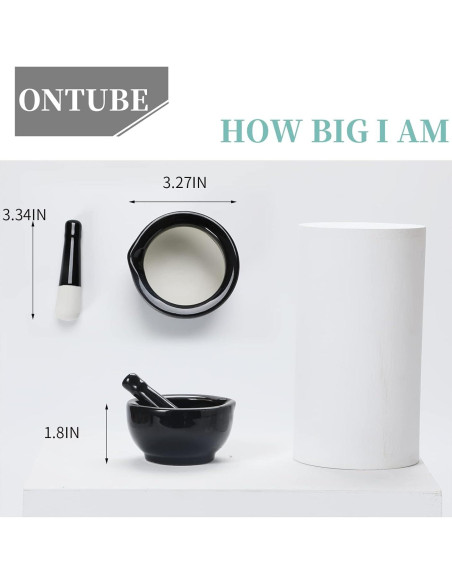 Conjunto de Mortero y Mano ONTUBE Cerámica 8.13 cm Negro